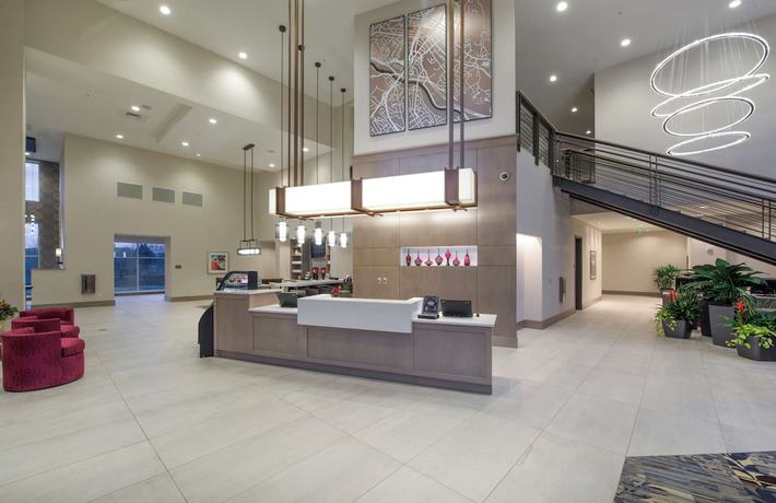 Imagen general del Hotel DoubleTree by Hilton Asheville Downtown. Foto 1