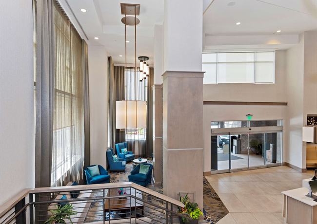 Imagen de los interiores del Hotel DoubleTree by Hilton Asheville Downtown. Foto 18