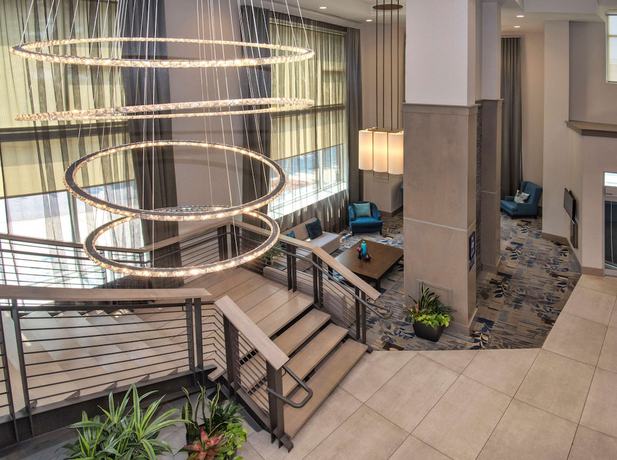 Imagen de los interiores del Hotel DoubleTree by Hilton Asheville Downtown. Foto 20