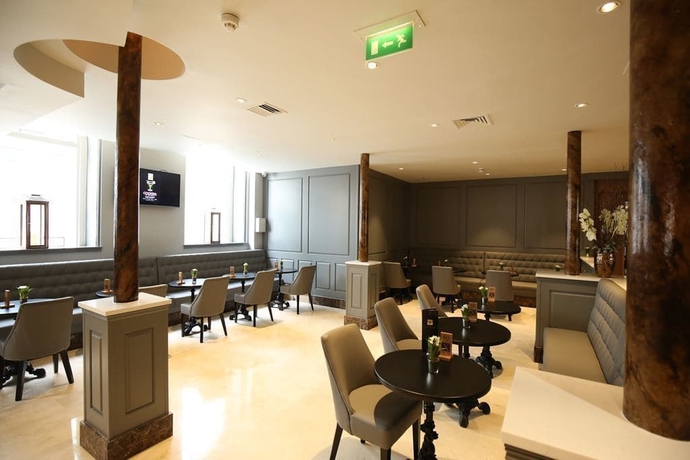 Imagen de los interiores del Hotel DoubleTree by Hilton Belfast City Ten Square. Foto 19