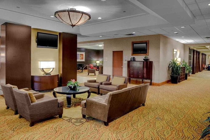 Imagen de los interiores del Hotel DoubleTree by Hilton Birmingham Perimeter Park. Foto 10