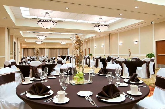 Imagen de los interiores del Hotel DoubleTree by Hilton Birmingham Perimeter Park. Foto 11