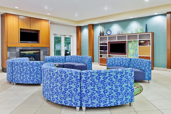 Imagen de los interiores del Hotel DoubleTree by Hilton Brunswick. Foto 16