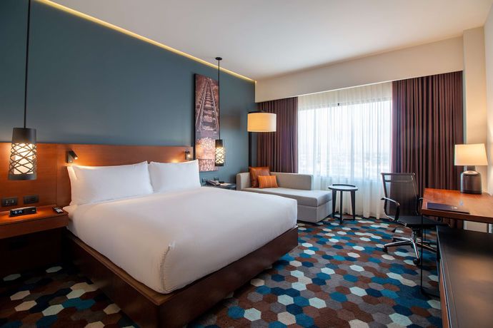 Imagen de la habitación del Hotel DoubleTree by Hilton Celaya. Foto 12