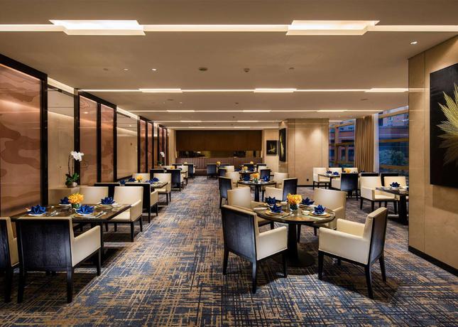 Imagen del bar/restaurante del Hotel DoubleTree by Hilton Chongqing - Nan'an. Foto 2