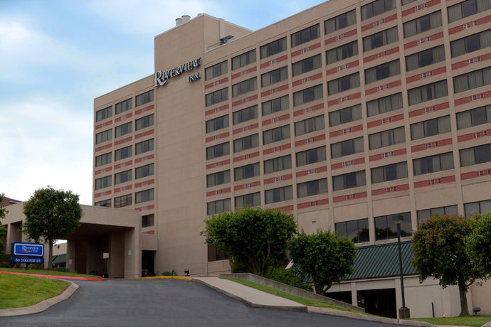 Imagen de la habitación del Hotel DoubleTree by Hilton Clarksville Riverview. Foto 5