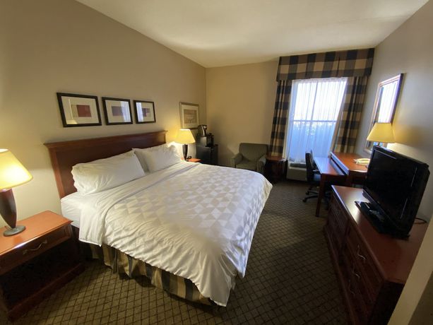 Imagen de la habitación del Hotel DoubleTree by Hilton Dayton Fairborn. Foto 7