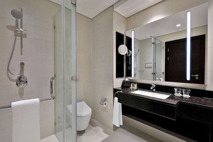 Imagen de la habitación del Hotel DoubleTree by Hilton Doha - Al Sadd. Foto 10