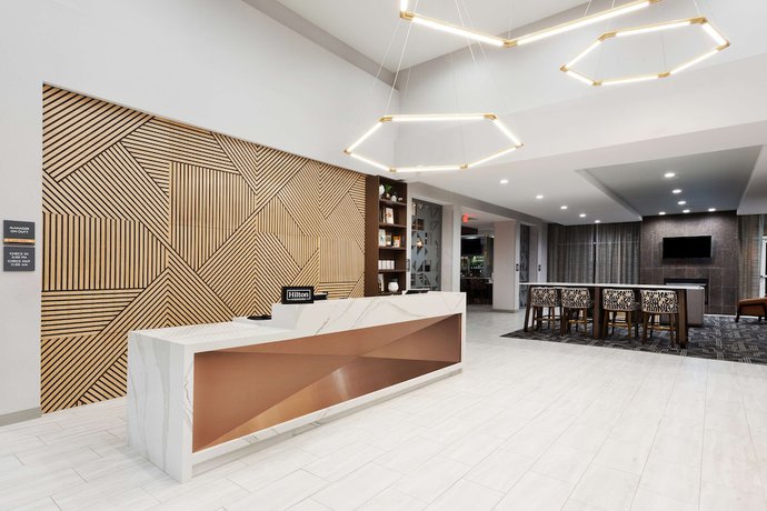 Imagen de los interiores del Hotel DoubleTree by Hilton Dothan, AL. Foto 14