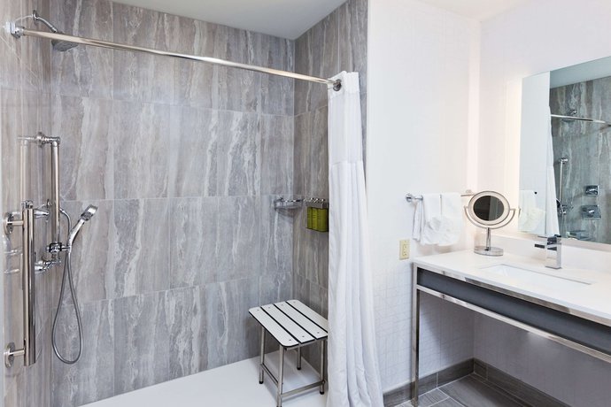 Imagen de la habitación del Hotel DoubleTree by Hilton Dothan, AL. Foto 5