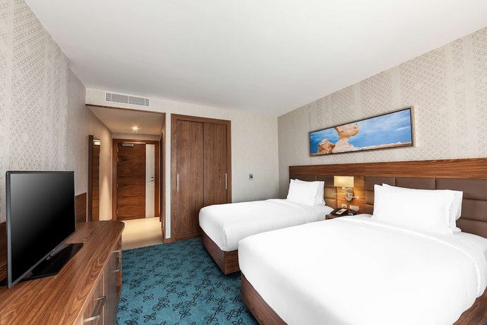 Imagen de la habitación del Hotel DoubleTree by Hilton Dubai Al Jadaf. Foto 12