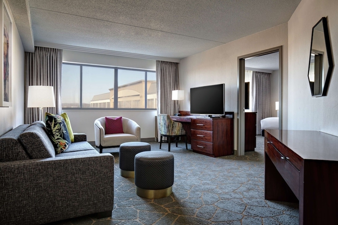 Imagen de la habitación del Hotel DoubleTree by Hilton Fairfield Hotel and Suites. Foto 3