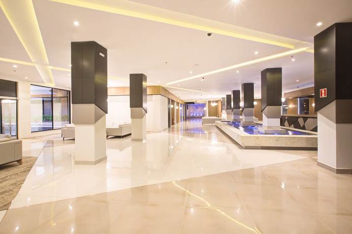 Imagen de los interiores del Hotel DoubleTree by Hilton - Foz do Igua&ccedil;u. Foto 14