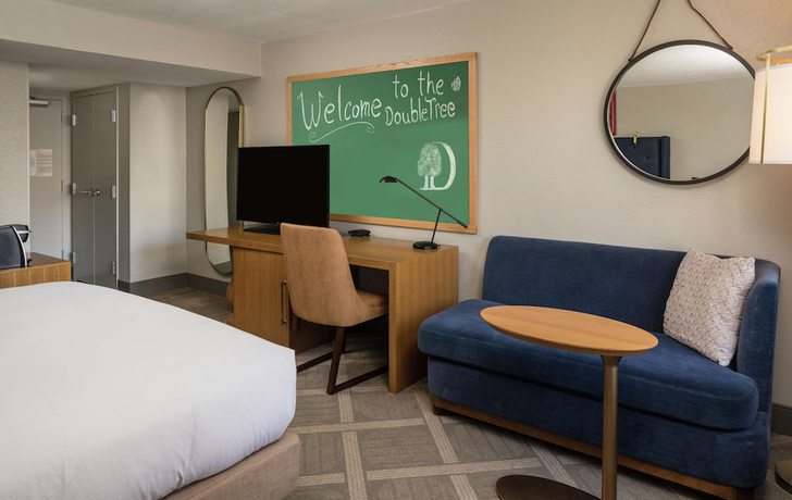 Imagen de la habitación del Hotel DoubleTree by Hilton Gainesville. Foto 2