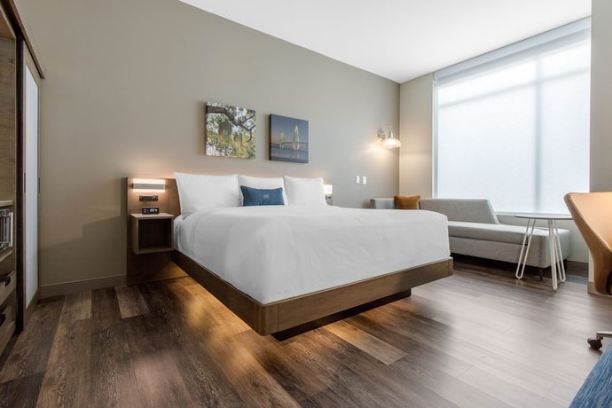 Imagen de la habitación del Hotel DoubleTree by Hilton Greenville Woodruff Road. Foto 2