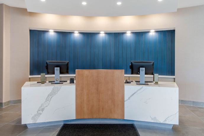 Imagen de los interiores del Hotel DoubleTree by Hilton Greenville Woodruff Road. Foto 18