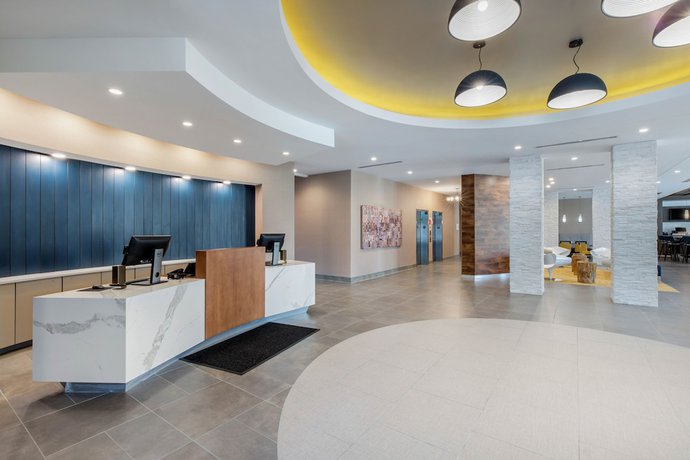 Imagen de los interiores del Hotel DoubleTree by Hilton Greenville Woodruff Road. Foto 19