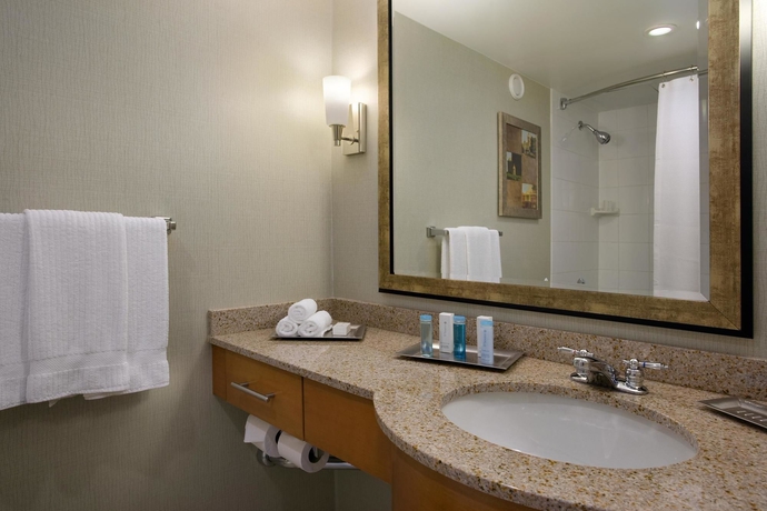 Imagen de la habitación del Hotel DoubleTree by Hilton Hartford Downtown. Foto 4