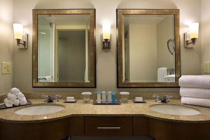 Imagen de la habitación del Hotel DoubleTree by Hilton Hartford Downtown. Foto 5