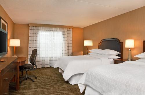 Imagen de la habitación del Hotel DoubleTree by Hilton Hotel Burlington Vermont. Foto 8