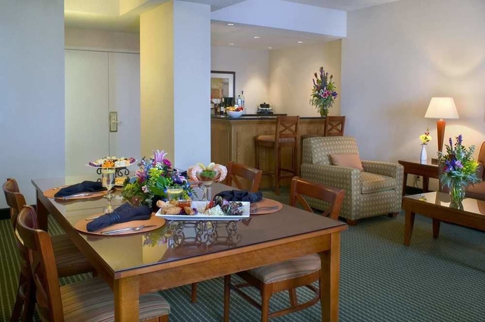 Imagen de la habitación del Hotel DoubleTree by Hilton Hotel Minneapolis - Park Place. Foto 4