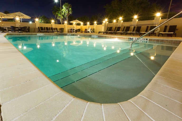 Imagen de la piscina del Hotel DoubleTree by Hilton Hotel St. Augustine Historic District. Foto 18