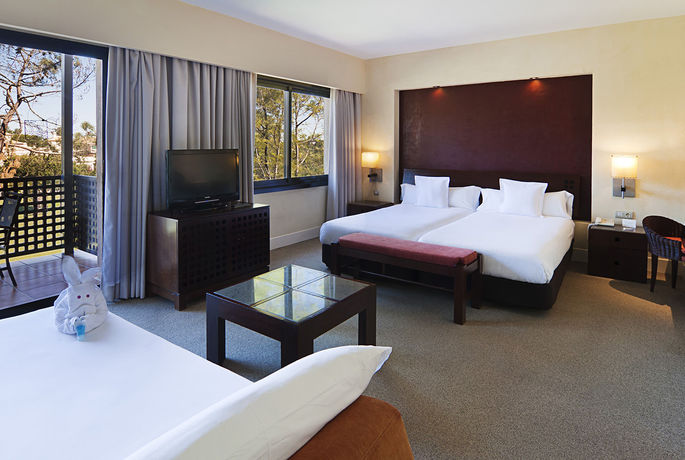 Imagen general del Hotel DoubleTree by Hilton Islantilla Beach Golf Resort. Foto 1