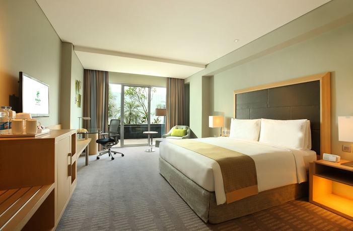 Imagen de la habitación del Hotel DoubleTree by Hilton Jakarta Kemayoran. Foto 10