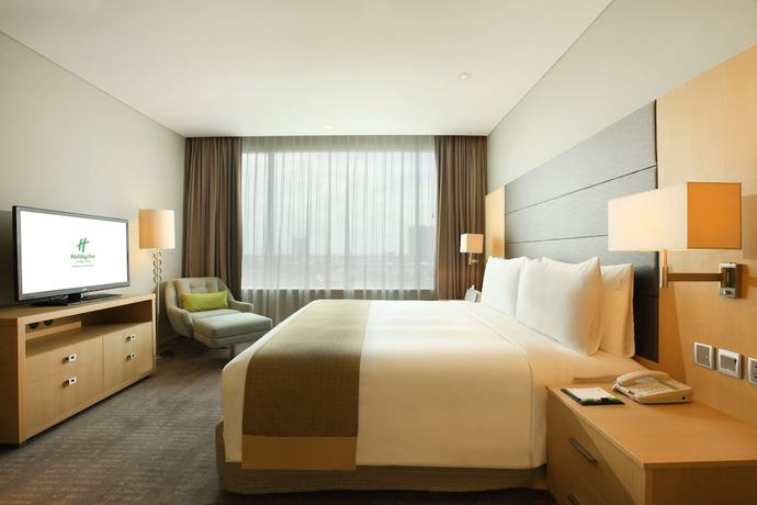 Imagen de la habitación del Hotel DoubleTree by Hilton Jakarta Kemayoran. Foto 12