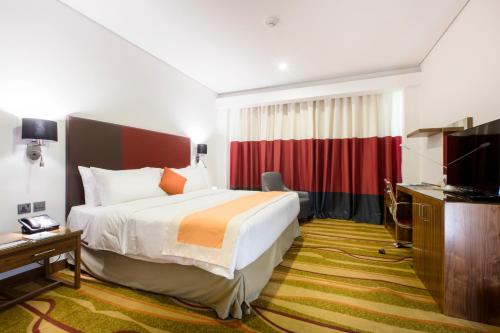 Imagen de la habitación del Hotel DoubleTree by Hilton Jeddah Al Andalus Mall. Foto 14