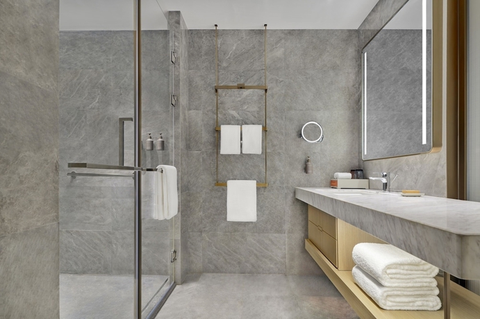 Imagen de la habitación del Hotel DoubleTree by Hilton Jiangxi Fuzhou. Foto 6