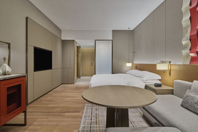 Imagen de la habitación del Hotel DoubleTree by Hilton Jiangxi Fuzhou. Foto 11