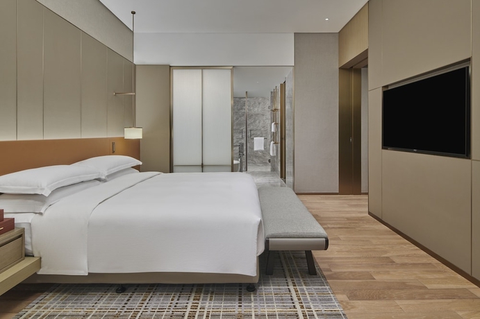 Imagen de la habitación del Hotel DoubleTree by Hilton Jiangxi Fuzhou. Foto 16