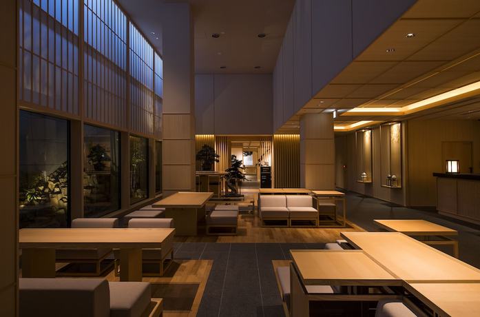 Imagen del bar/restaurante del Hotel DoubleTree by Hilton Kyoto Higashiyama, Higashiyama-ku. Foto 3