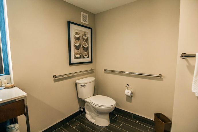 Imagen de la habitación del Hotel DoubleTree by Hilton Lubbock University Area. Foto 10