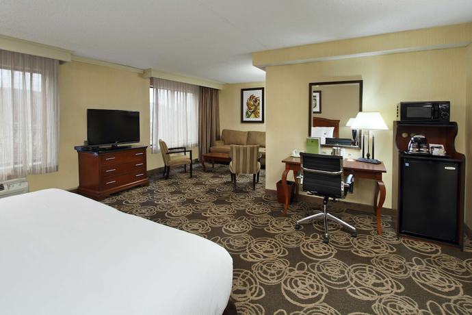 Imagen de la habitación del Hotel DoubleTree by Hilton Mahwah, Mahwah. Foto 5