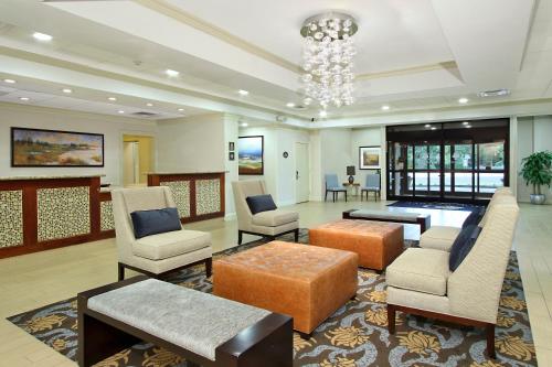 Imagen general del Hotel DoubleTree by Hilton Mahwah, Mahwah. Foto 2
