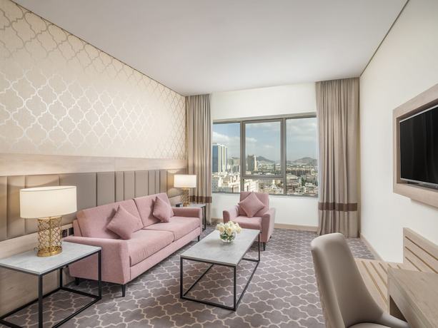 Imagen de la habitación del Hotel DoubleTree by Hilton Makkah Aziziyah. Foto 12