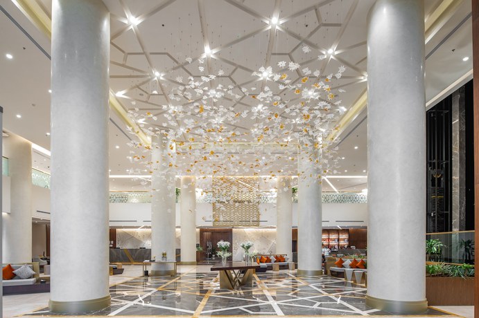 Imagen de los interiores del Hotel DoubleTree by Hilton Makkah Aziziyah. Foto 14