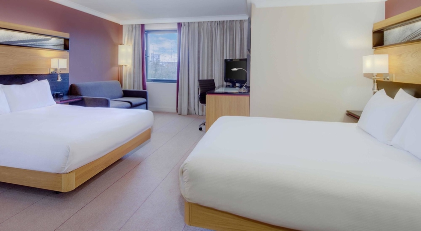 Imagen de la habitación del Hotel DoubleTree by Hilton Manchester Airport. Foto 11