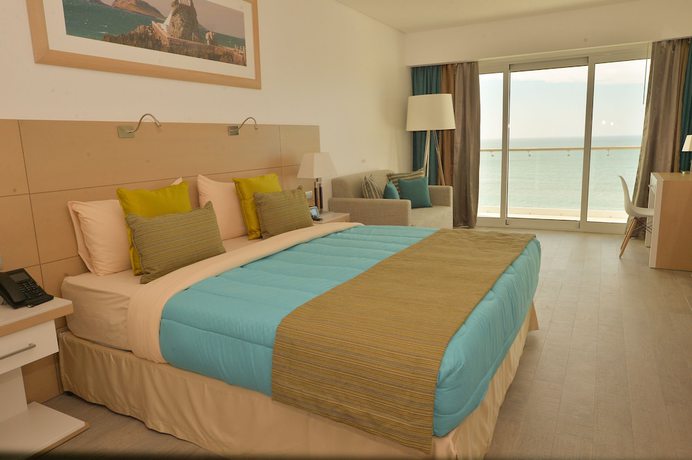 Imagen de la habitación del Hotel DoubleTree by Hilton Mazatlan. Foto 2