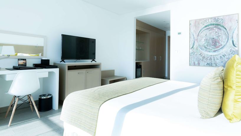 Imagen de la habitación del Hotel DoubleTree by Hilton Mazatlan. Foto 7