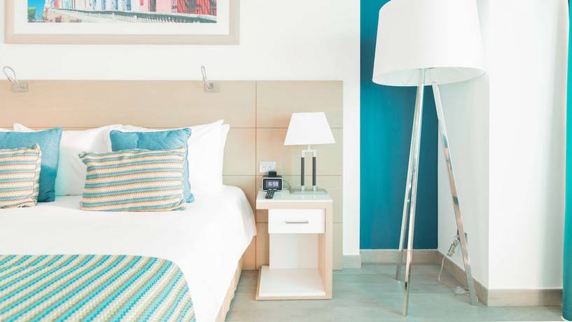 Imagen de la habitación del Hotel DoubleTree by Hilton Mazatlan. Foto 12