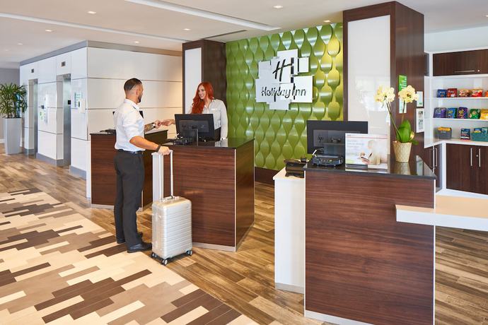 Imagen de los interiores del Hotel DoubleTree by Hilton Miami North I-95, FL. Foto 15