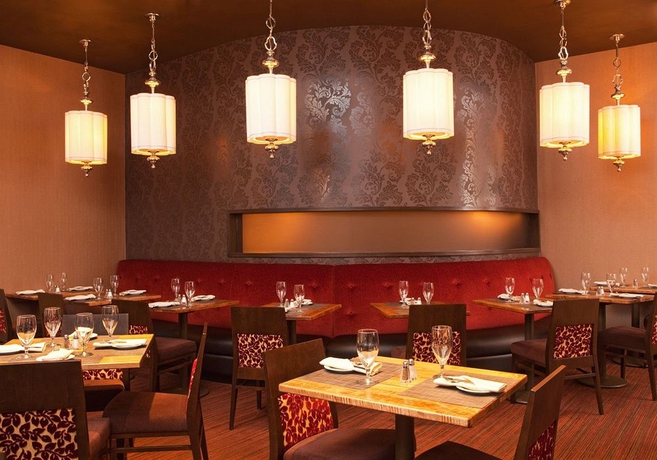 Imagen del bar/restaurante del Hotel DoubleTree by Hilton New York Downtown. Foto 2