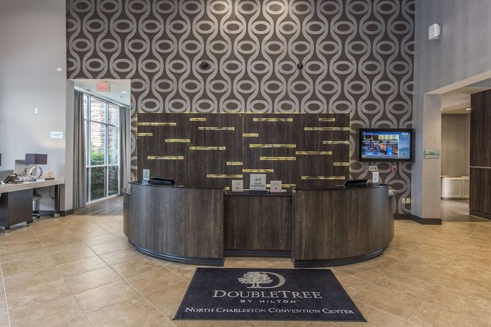 Imagen de los interiores del Hotel DoubleTree by Hilton North Charleston - Convention Center. Foto 18