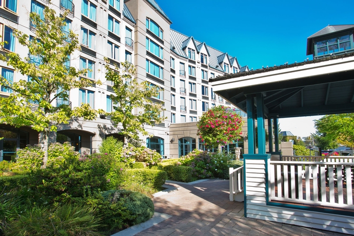 Imagen de los exteriores del Hotel DoubleTree by Hilton North Vancouver. Foto 8