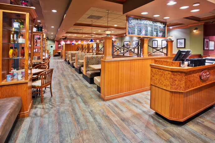 Imagen del bar/restaurante del Hotel DoubleTree by Hilton North Vancouver. Foto 4