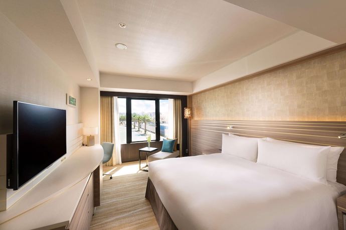 Imagen de la habitación del Hotel DoubleTree by Hilton Okinawa Chatan Resort. Foto 3