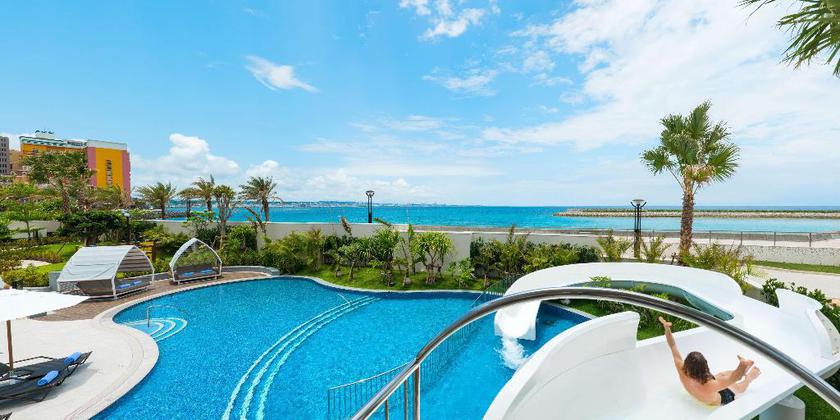 Imagen general del Hotel DoubleTree by Hilton Okinawa Chatan Resort. Foto 1